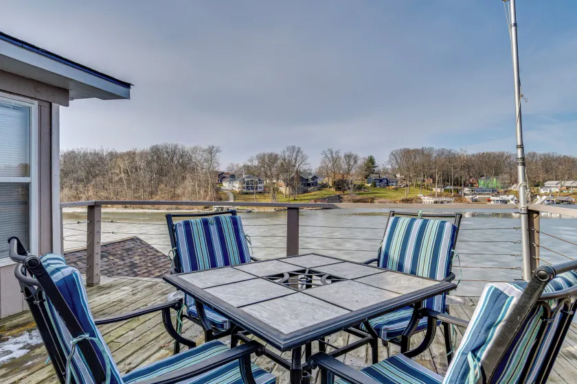 Water & Sunset Views! Monticello Couple's Getaway - Image 1