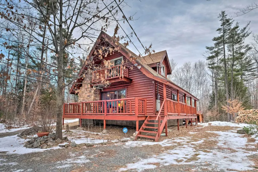 Secluded Johnsburg Retreat w/ Hot Tub & Fire Pit - Image 1