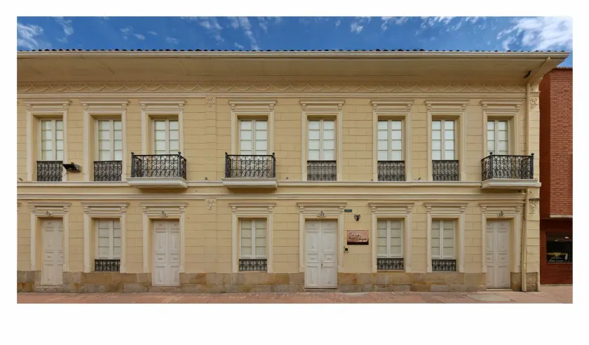Hotel Casa de la Vega - Image 1