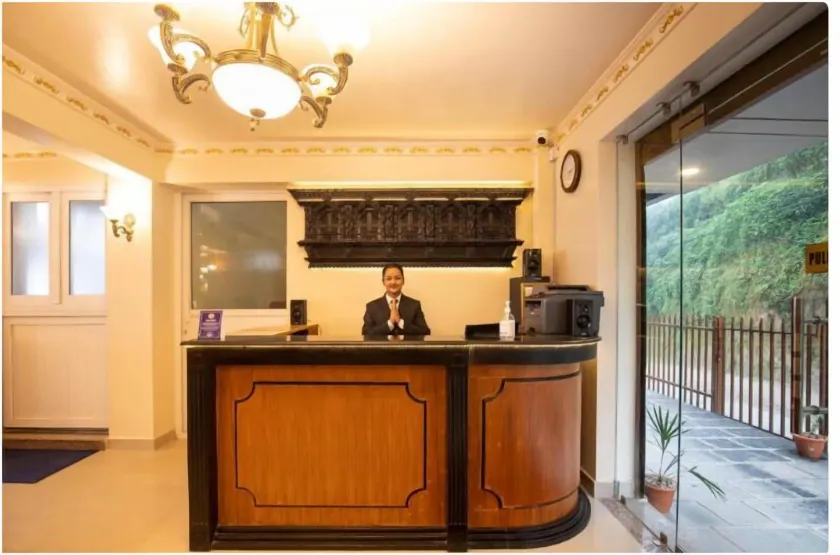 Hotel Himalayan Glacier - Image 1