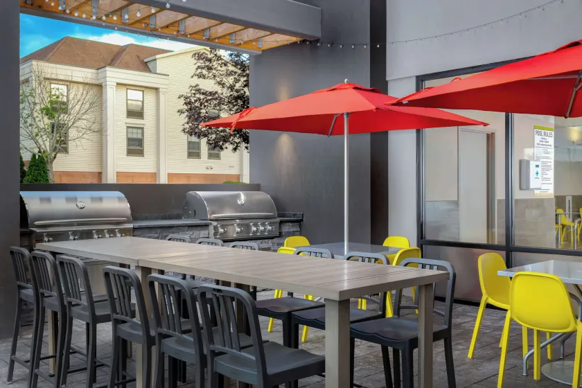 Home2 Suites by Hilton Boston Franklin - Image 1