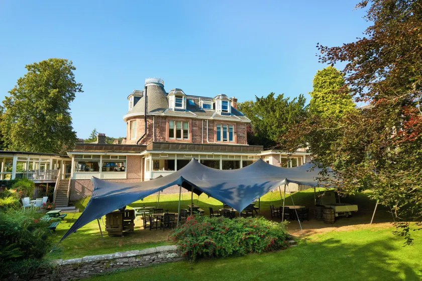 The Murray Park Hotel - Image 1