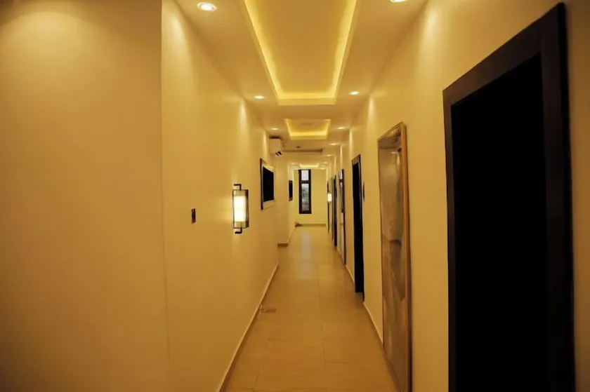 Peninsula Suites - Lobby