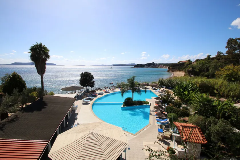 Hotel Golden Sun - Image 1