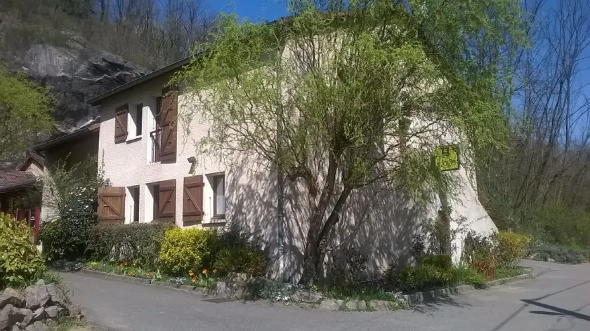 Hôtellerie de la Cascade - Image 1