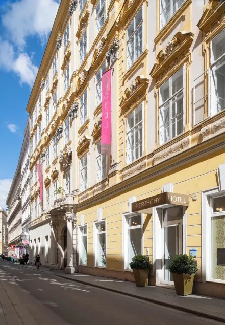 Pertschy Palais Hotel - Image 1