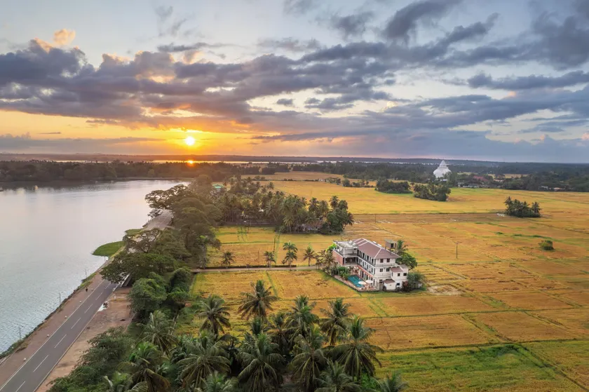 Serene Park Hotel By Ark - Image 1