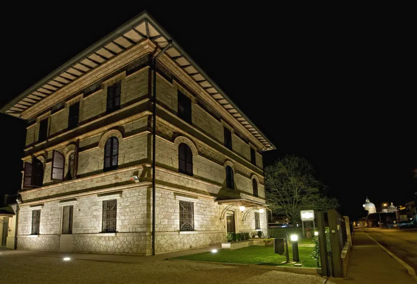 Villa Raffaello Park Hotel - Image 1