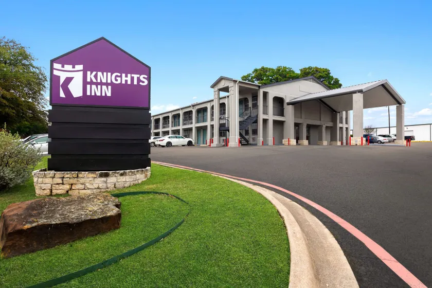 Knights Inn - Belton/Temple - Image 1