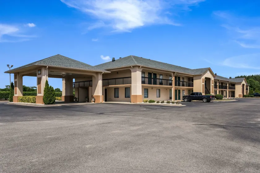 Quality Inn Battleboro - Rocky Mount - Image 1