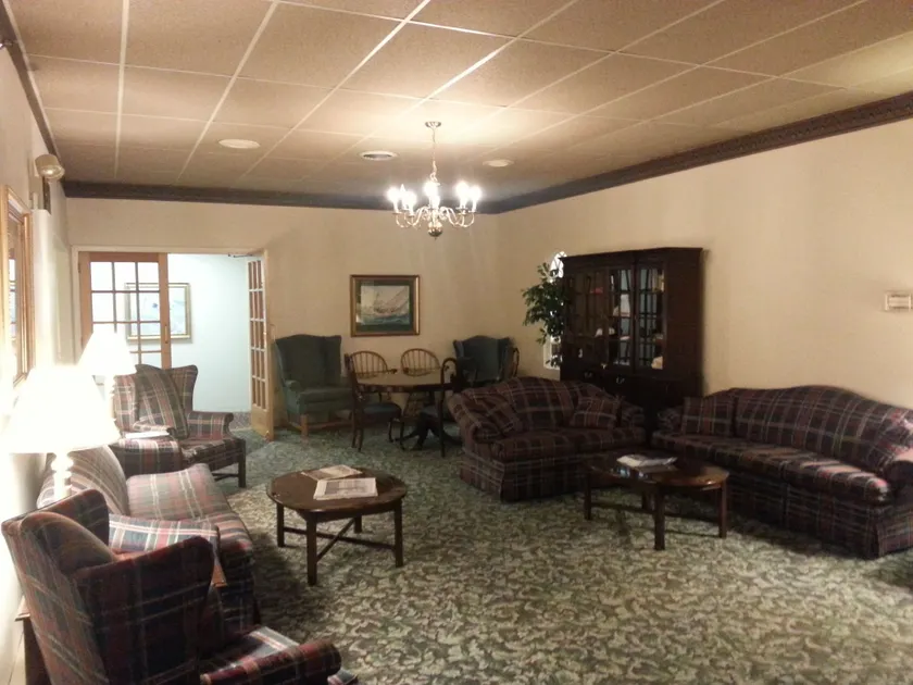 Boothbay Harbor Inn - Hall