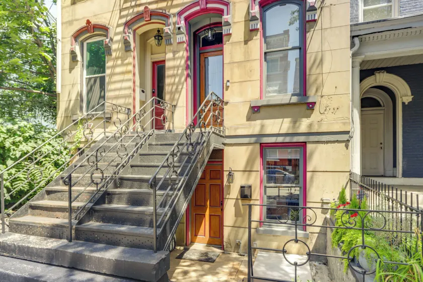 Cincy Apt 1 Mi to Findlay Market, 2 Mi to Downtown - Image 1