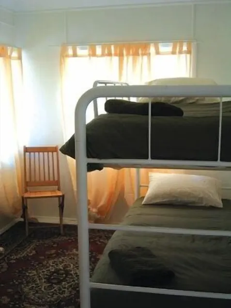 Jaspers Apartments - Room