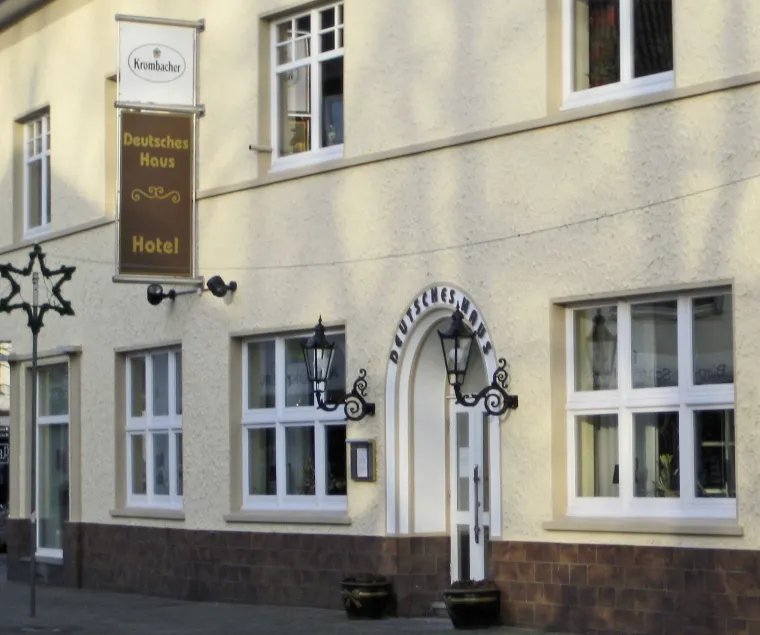 Deutsches Haus Verl - Image 1