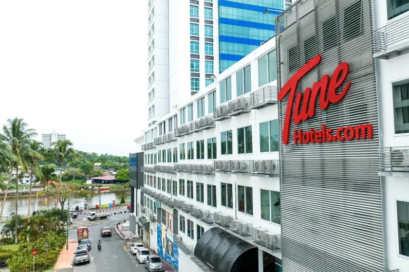 Tune Hotel - Waterfront Kuching - Image 1