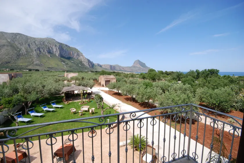 Trigrana Vacanze Hotel - Image 1
