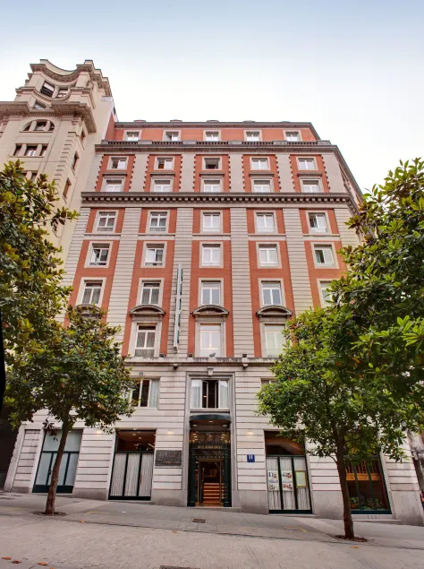 Hotel Hernán Cortés - Image 1