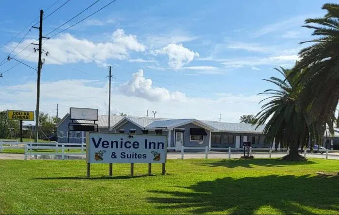 Venice Inn Motel - Image 1