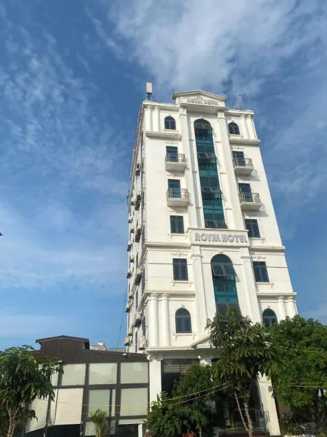 Royal Hotel Cua Lo Beach - Image 1