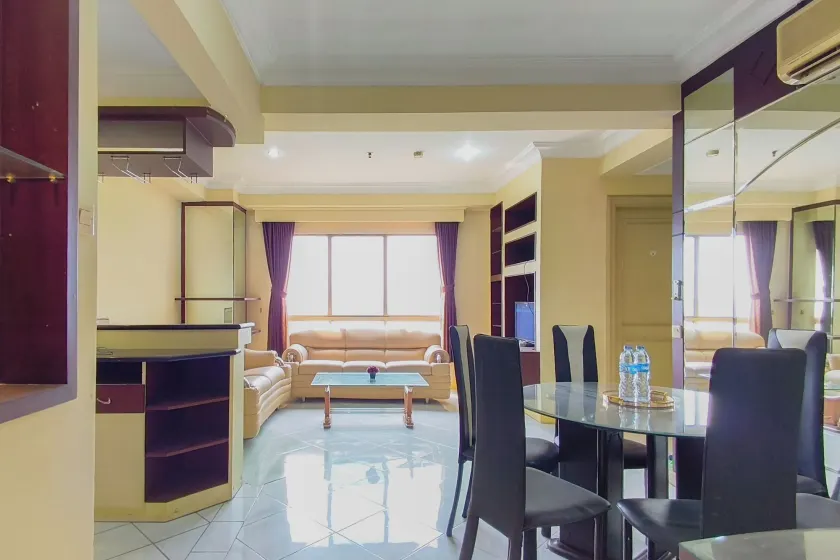 Classic And Warm 2Br At Apartment Taman Beverly - Image 1