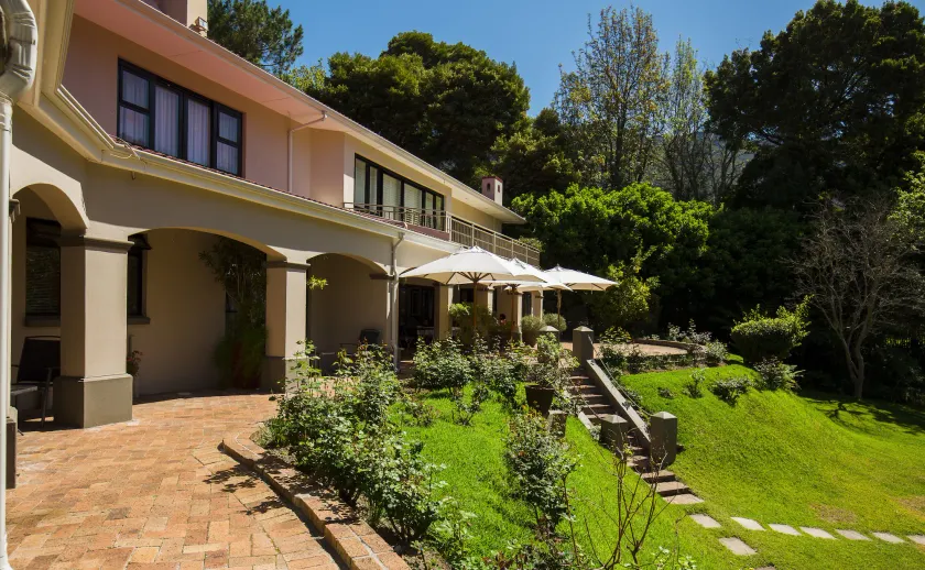 Southern Light Country House - Image 1