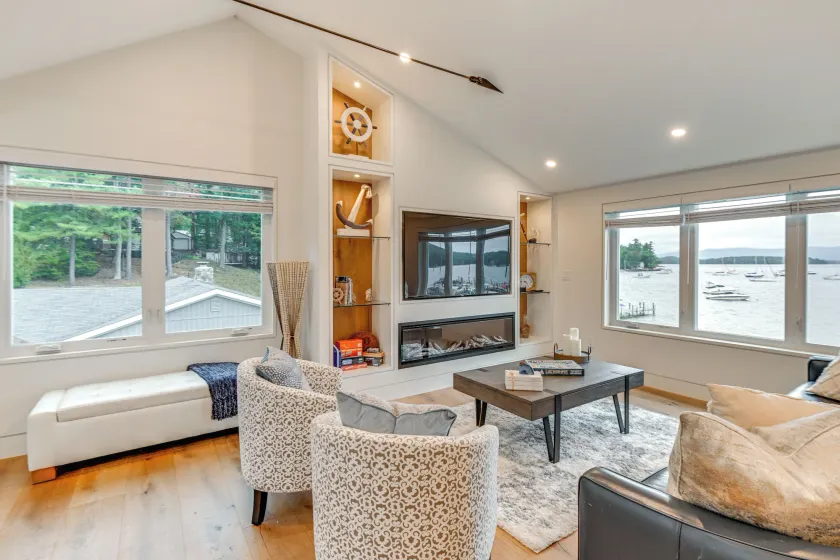 Lake Winnipesaukee Condo w/ Beach Access! - Image 1