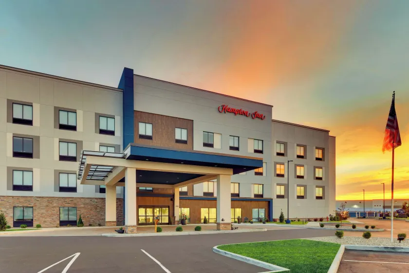 Hampton Inn Lebanon - Image 1