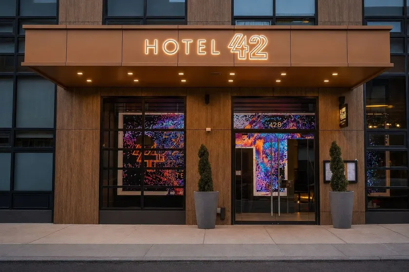 42 Hotel Williamsburg - Image 1