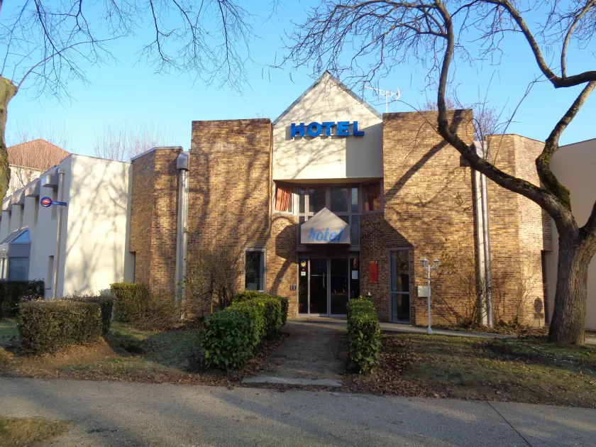 Hôtel Balladins Torcy - Entrée intérieure