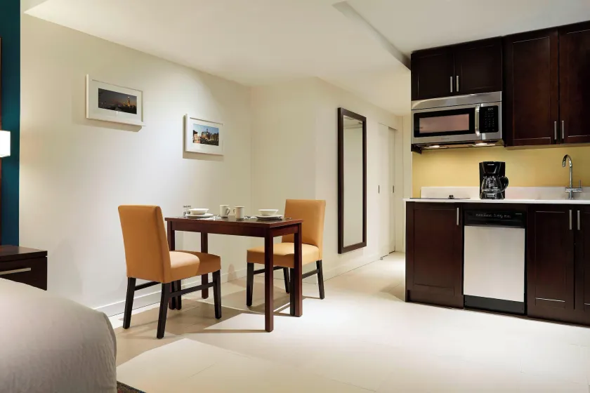 Residence Inn by Marriott Montréal Downtown - Image 1