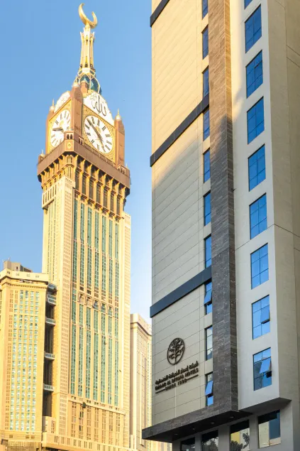 Worth Elite Hotel - Image 1