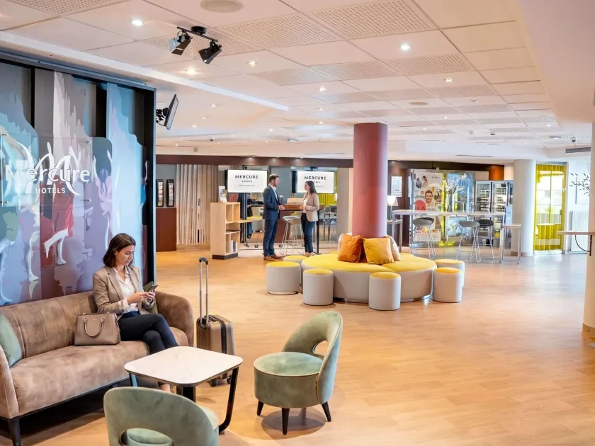 Mercure Paris Massy Gare TGV - Image 1
