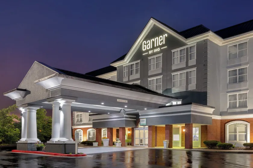Garner Hotel Evansville East by IHG - Image 1
