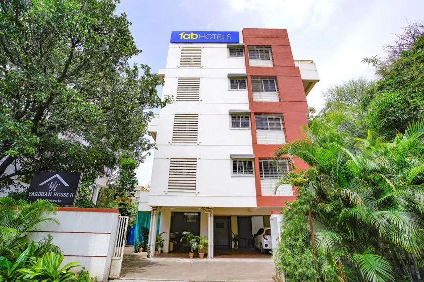 FabHotel Vardhan House II - Image 1