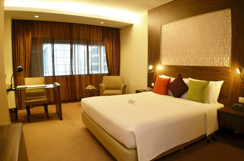 Hotel Grand Pacific - Image 1