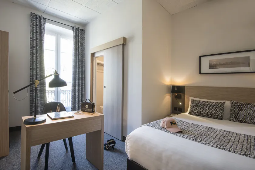 Hotel Saint Gothard - Image 1