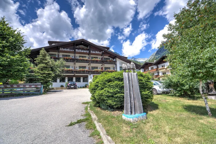 Hotel Schwarzbachhof - Image 1