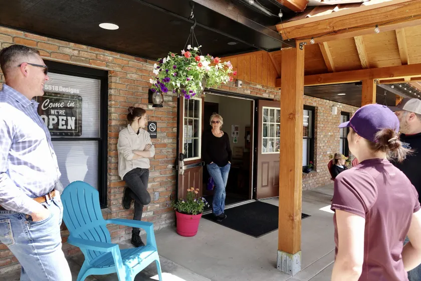 Pintler's Portal Hostel - Image 1