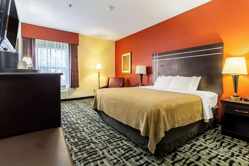Quality Inn Texas City I-45 - Image 1