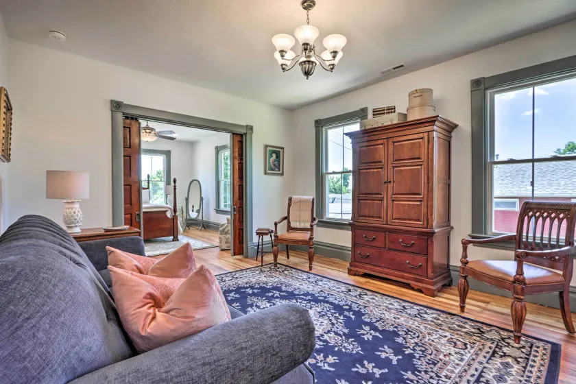 ‘The Ruebling House’ Cozy Defiance Apartment! - Innvendig