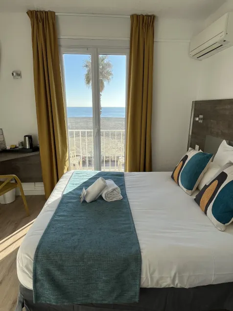 Hôtel Saint Georges Canet-en-Roussillon - Image 1