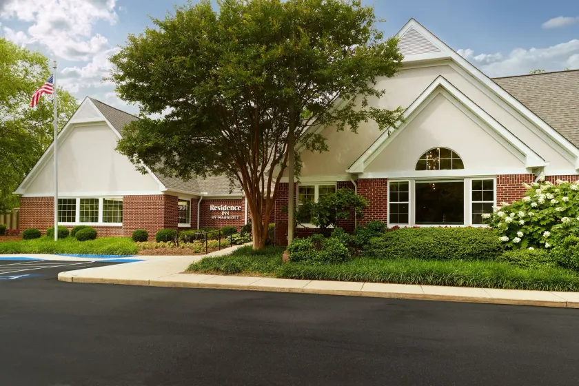 Residence Inn Asheville Biltmore - Image 1