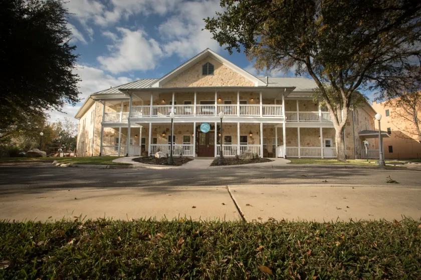 Gruene River Hotel & Retreat - Image 1