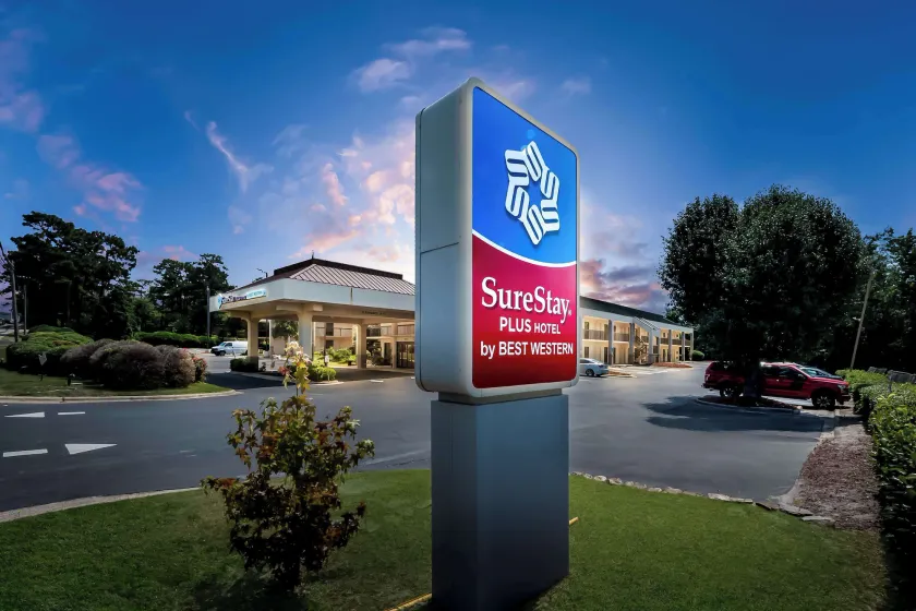 SureStay Plus Hotel by Best Western Southern Pines Pinehurst - Image 1