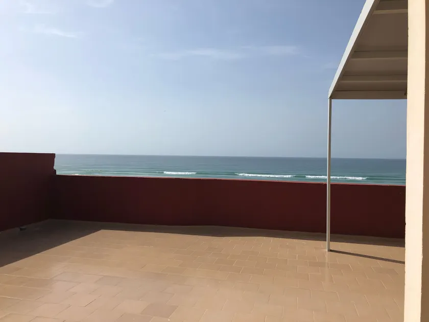 Oasis, Seaside - Image 1