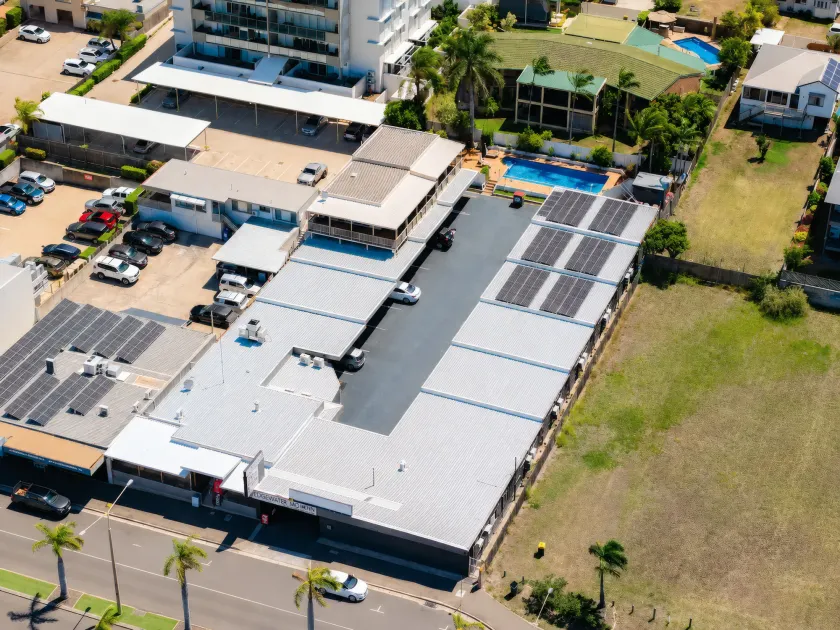 Gladstone CBD Motel - Image 1