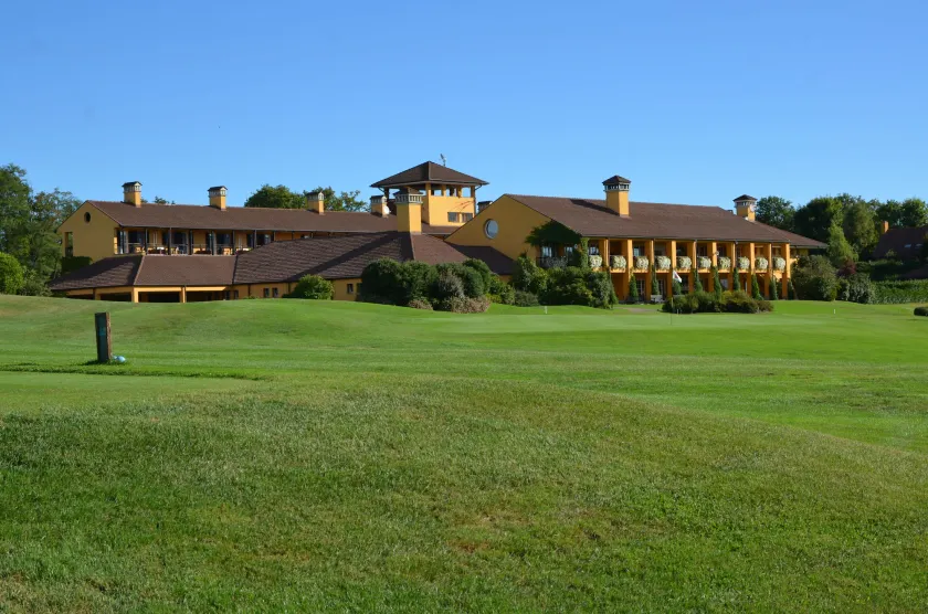 Golf Hotel Castelconturbia - Image 1