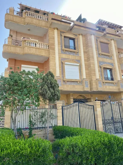 New Cairo 3BR Villa Garden & Prime Location By Best of Bedz - Image 1