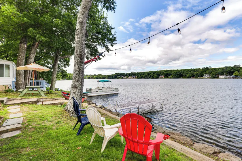 Dock & Sunset Views! Waterfront Thompson Getaway - Image 1