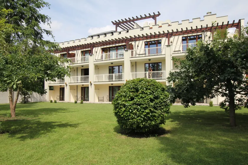 Landhaus Hotel Romantik - Image 1
